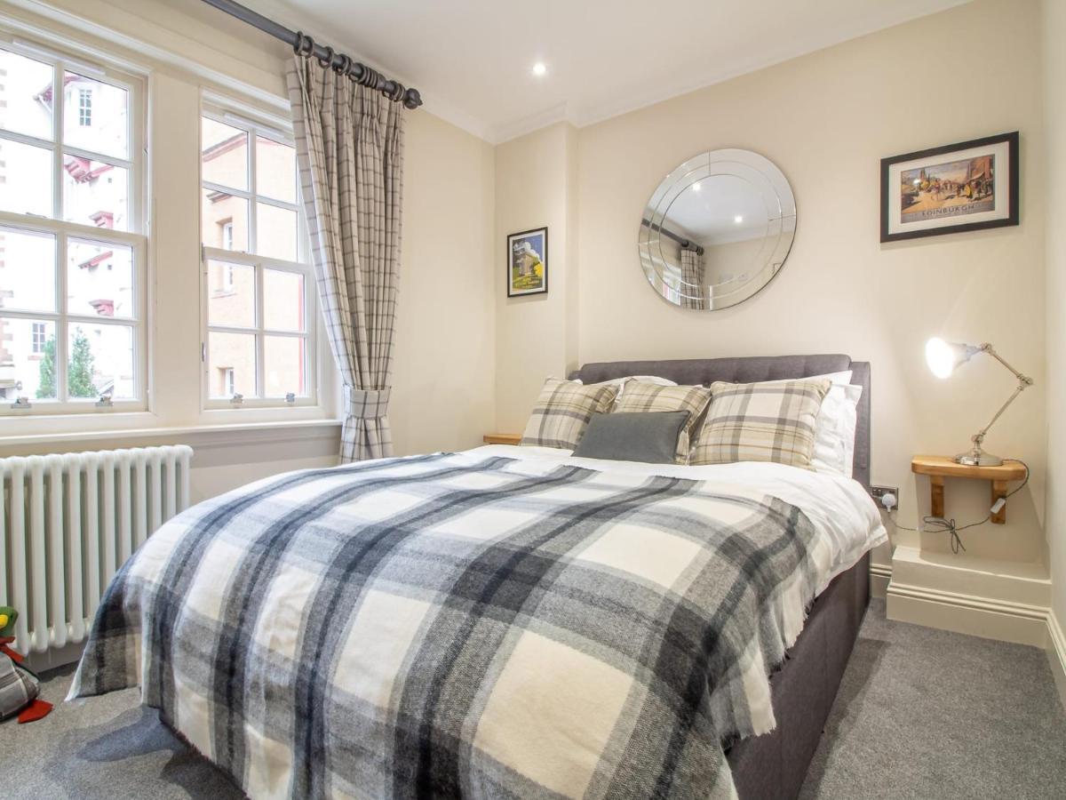Luxury Royal Mile Apartment By The Castle - Sleeps 4 Edinburgh Luaran gambar