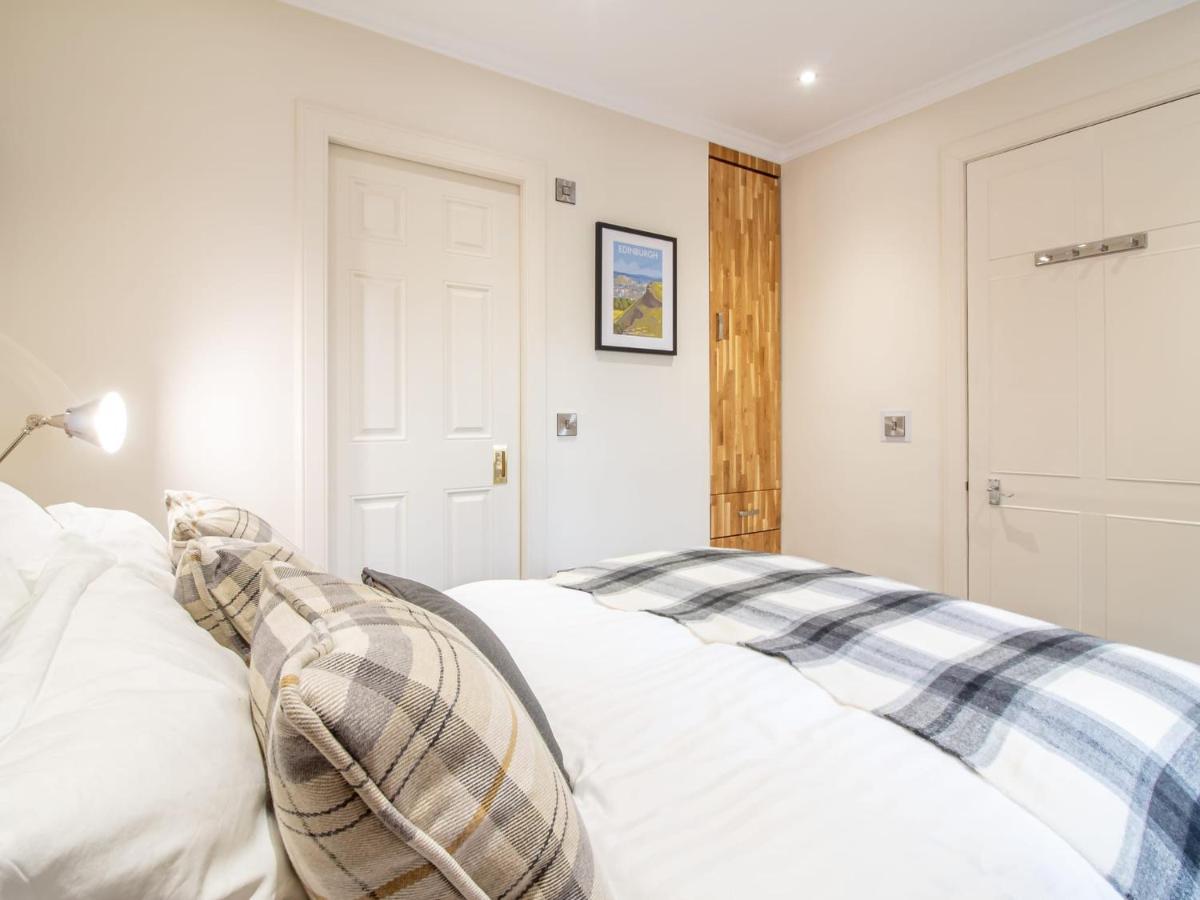 Luxury Royal Mile Apartment By The Castle - Sleeps 4 Edinburgh Luaran gambar